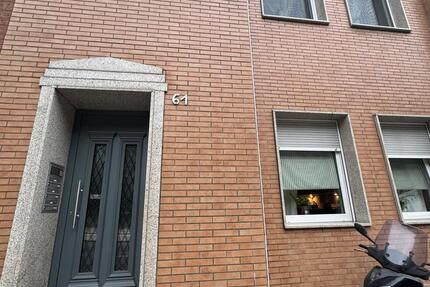 Schöne 2 Zimmer Wohnung 65qm