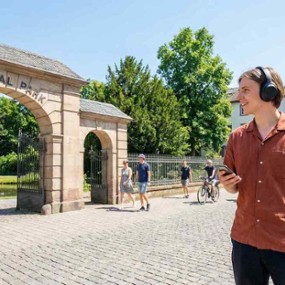 AudaTours Wuppertal Audio-Tour: Cronenberger Chroniken – Industrie, Glaube und Erbe 17.08.2026 Cronenberg Protestant Cemetery