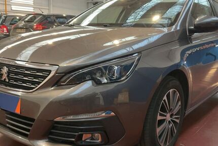 Peugeot 308 64.508 km 13.250 &euro; Düsseldorf 40589