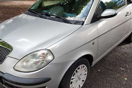 Lancia Ypsilon 108.000 km 1.600 € Düsseldorf 40225