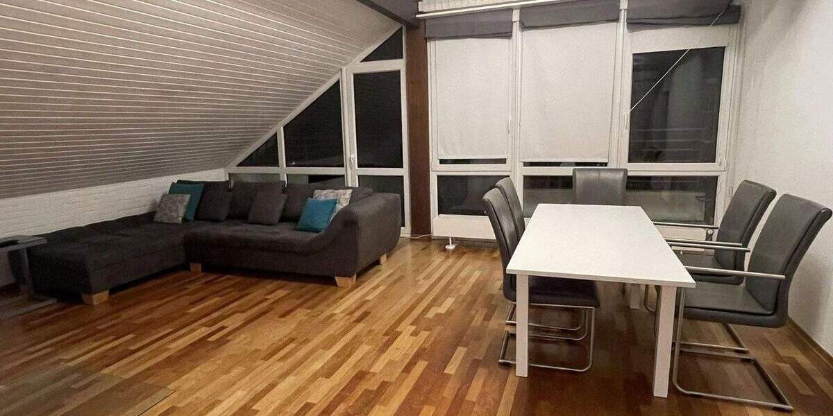 Möblierte Wohnung mit Galerie in einer Top-Lage, Pauschalmiete 4 zimmer