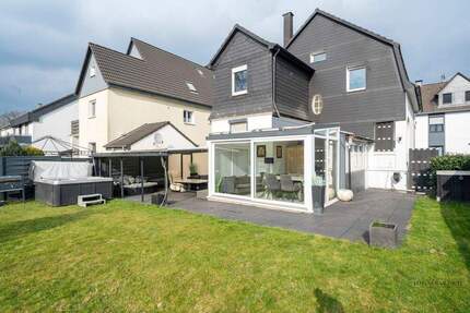 Haus Leichlingen - 8 Zimmer, 176 m&sup2;, 649.000&euro; | Angebot:25669323