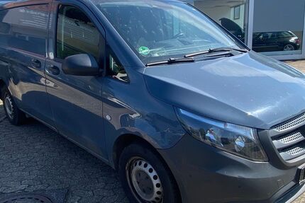 Mercedes-Benz Vito 106.568 km 10.900 &euro; Hilden 40721