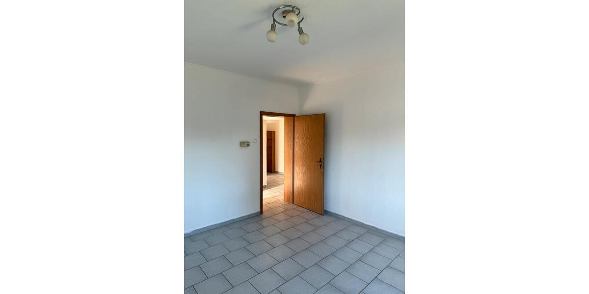 Erdgeschoßwohnung Mönchengladbach Ost - 2 Zimmer, 52 m&sup2;, 98.000&euro; | Angebot:25380004