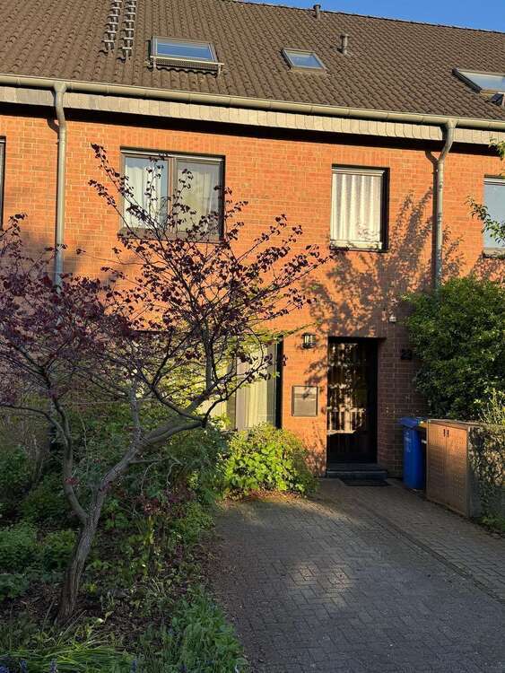 Haus zum Mieten in Mettmann 2.150 € 187 m²