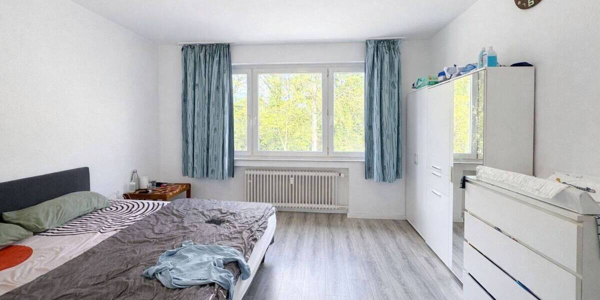 Etagenwohnung Düsseldorf Holthausen - 3 Zimmer, 87 m&sup2;, 990&euro; | Angebot:26916769