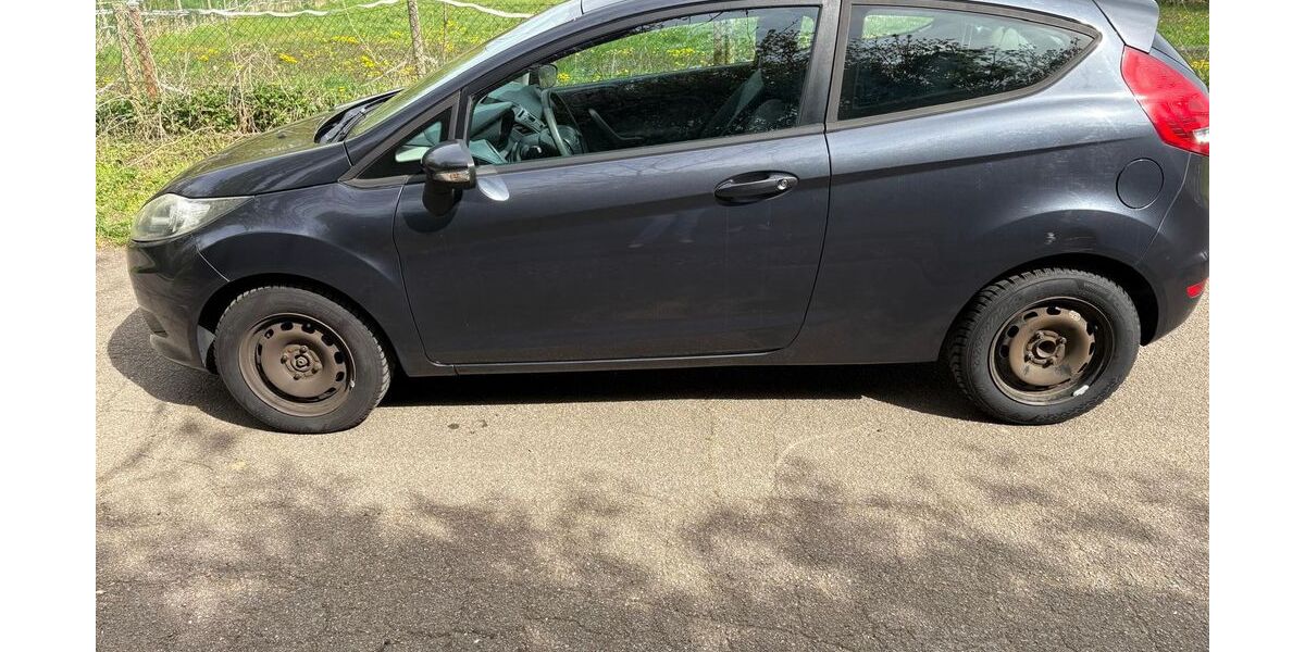 Ford Fiesta 148.000 km 2.999 &euro; Bedburg 50181