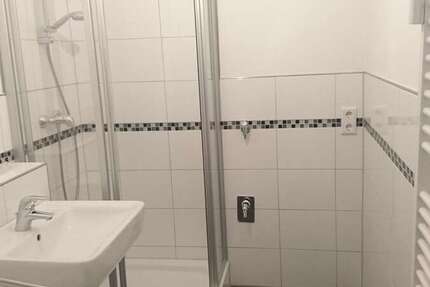 Wohnung Krefeld Krefeld-Mitte - 2 Zimmer, 59 m&sup2;, 598&euro; | Angebot:27164400