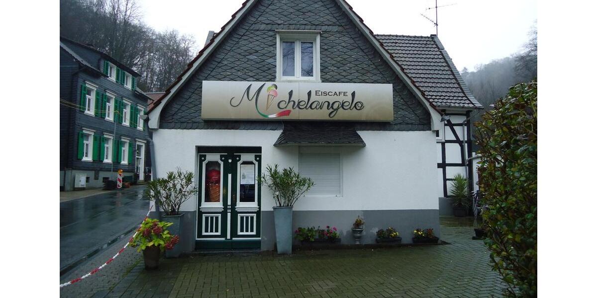 Charmantes Café Eiscafé in kernsaniertem und denkmalgeschütztem Fachwerkhaus! zimmer