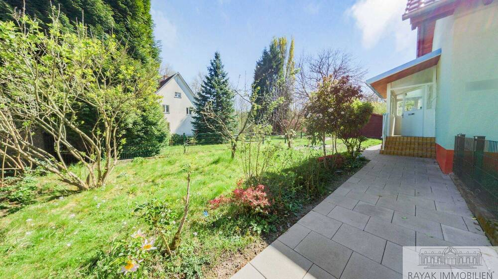Doppelhaushälfte Düsseldorf Stadtbezirk 9 - 4 Zimmer, 98 m&sup2;, 1.300&euro; | Angebot:26544142