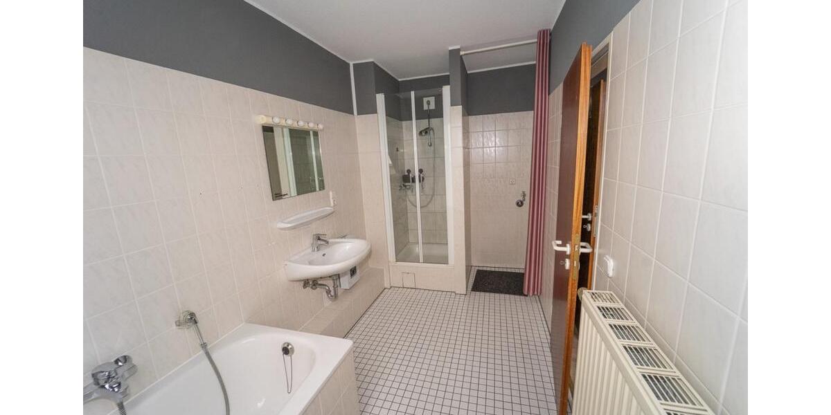 Dachgeschoßwohnung Korschenbroich - 2 Zimmer, 80 m&sup2;, 270.000&euro; | Angebot:25106435