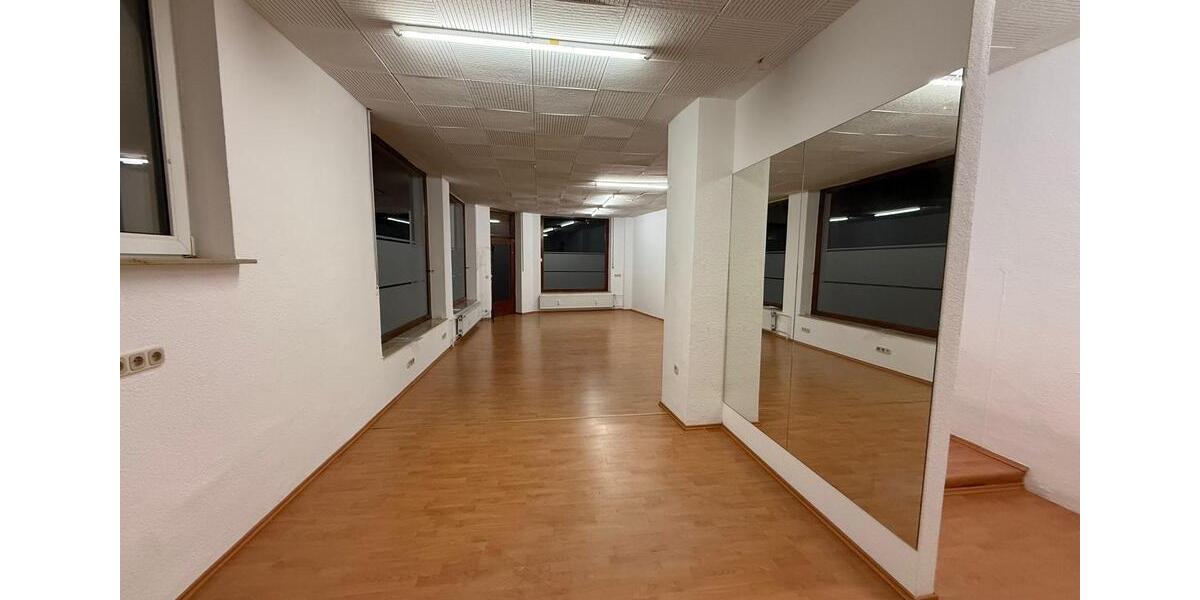 Gewerbeobjekt Mülheim an der Ruhr Menden-Holthausen - 700&euro; | Angebot:26416601