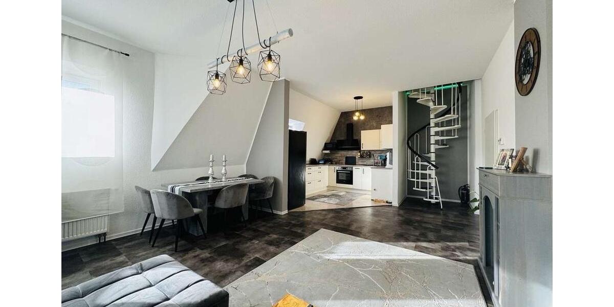 Dachgeschoßwohnung Mönchengladbach Nord - 4.5 Zimmer, 117 m&sup2;, 295.000&euro; | Angebot:27108701