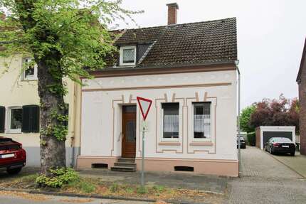 Haus Duisburg Essenberg - 5 Zimmer, 136 m&sup2;, 349.800&euro; | Angebot:27030594