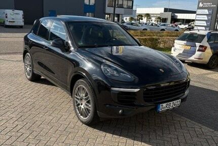 Porsche Cayenne 149.450 km 34.700 &euro; Düsseldorf 40489