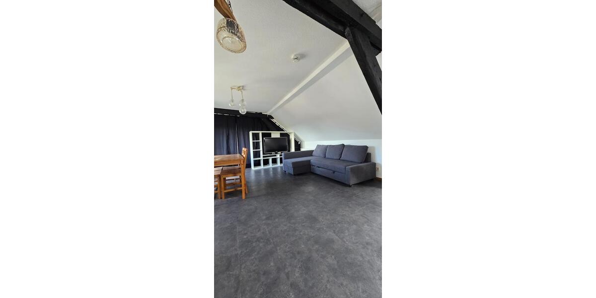 Dachgeschoßwohnung Krefeld Dießem - 1 Zimmer, 50 m&sup2;, 650&euro; | Angebot:25418586