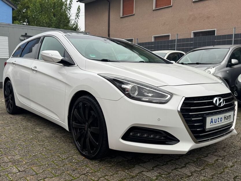 Hyundai i40 132.737 km 11.900 € Köln 50858