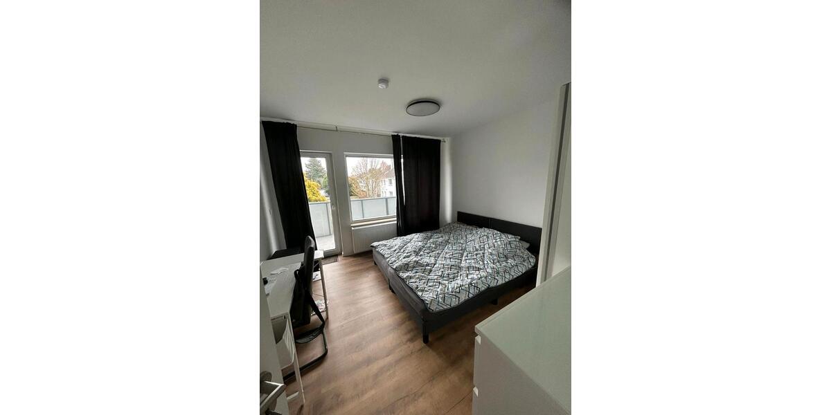 Etagenwohnung Langenfeld (Rheinland) - 5 Zimmer, 115 m&sup2;, 1.380&euro; | Angebot:25796052