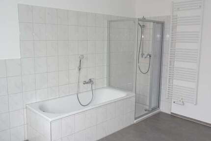 Wohnung zum Mieten in Wuppertal 650,41 € 95.93 m²