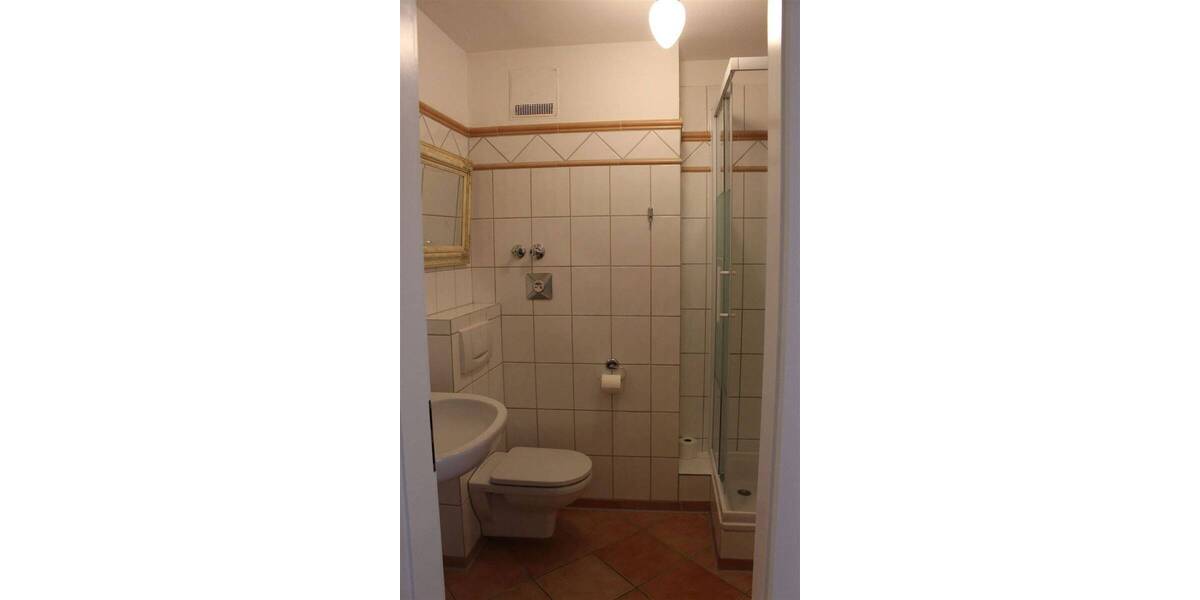 Etagenwohnung Düsseldorf Rath - 2 Zimmer, 78 m&sup2;, 936&euro; | Angebot:26515083