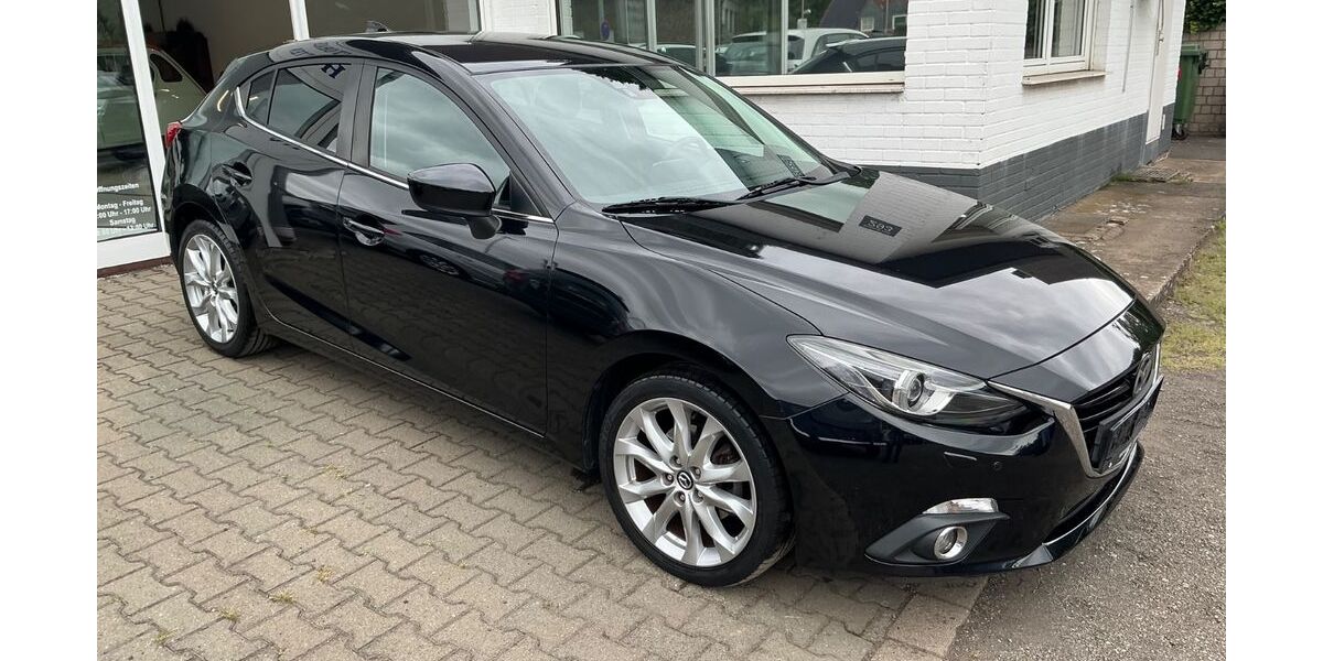 Mazda 3 107.000 km 11.950 &euro; Moers 47447