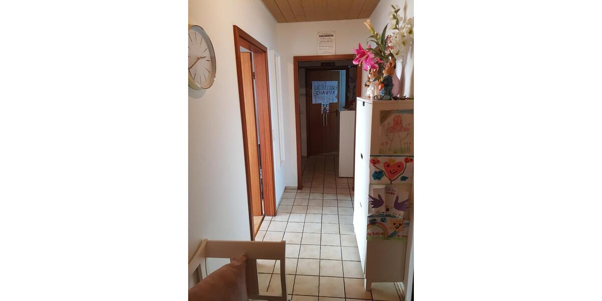 Dachgeschoßwohnung Solingen Burg - 3 Zimmer, 75 m&sup2;, 650&euro; | Angebot:25640163