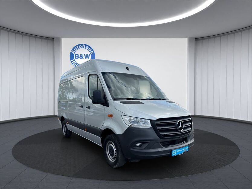 Mercedes-Benz Sprinter 27.399 km 34.299 € Krefeld 47805