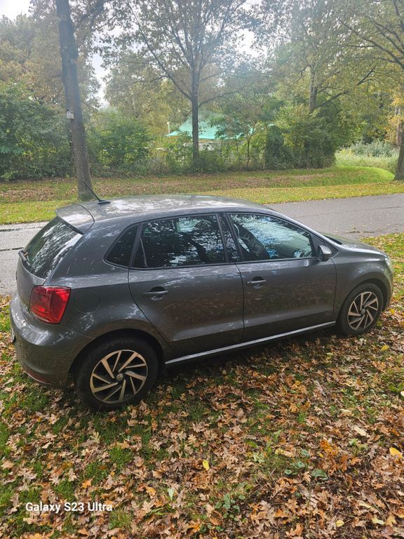 VW Polo 91.000 km 11.500 € Remscheid 42855