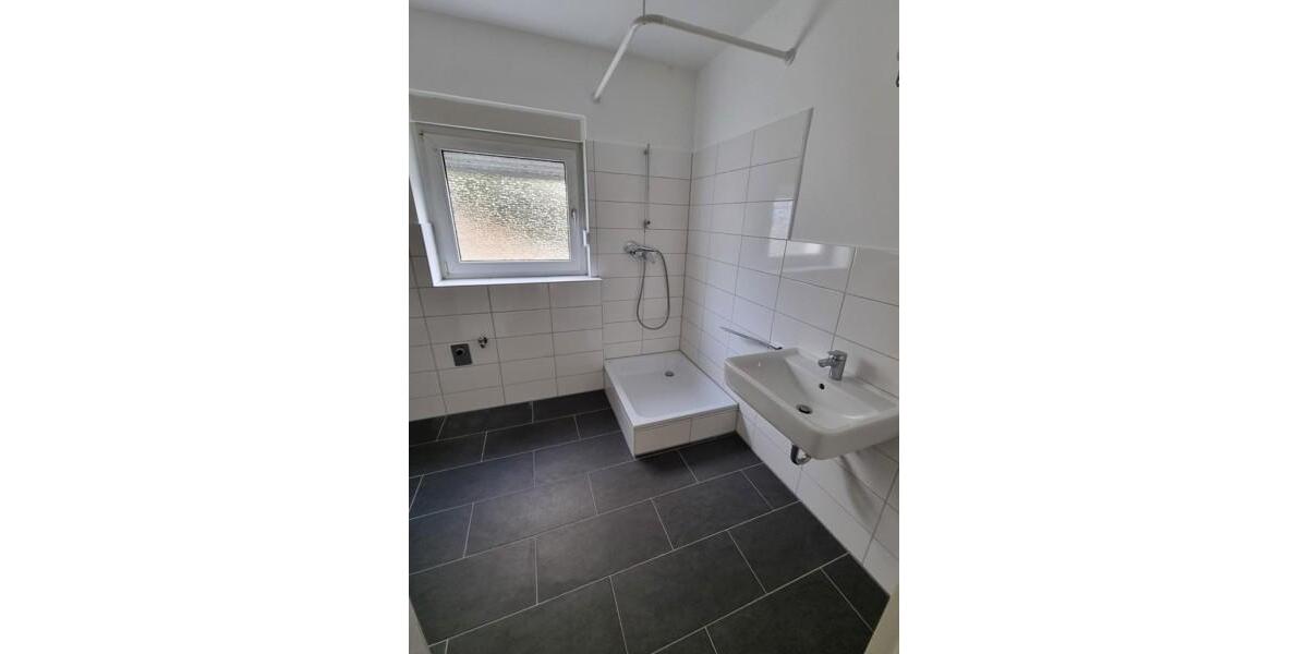 Schicke 2-Zimmer-Wohnung mit Wintergarten und Terrasse im ruhigen Düsseldorf-Angermund 2 zimmer