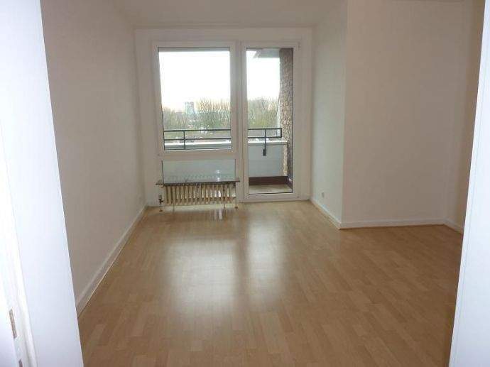 D-Nähe Zoopark: schicke 2 Zi.Whg. 68 m², neues Bad, EBK mögl., gr.Sonnenbalkon,Lift, TG-Stellplatz 2 zimmer