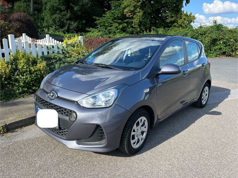 i10