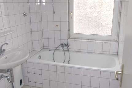 Wohnung Solingen Hülsen - 4 Zimmer, 82 m&sup2;, 615&euro; | Angebot:26443121