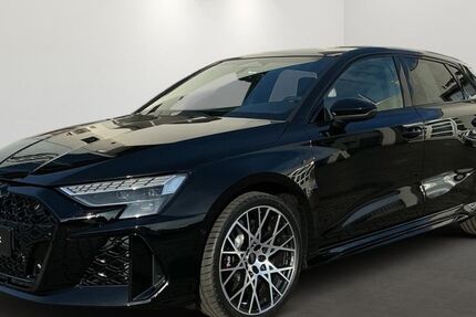 Audi RS3 4.500 km 72.550 &euro; Duisburg 47249