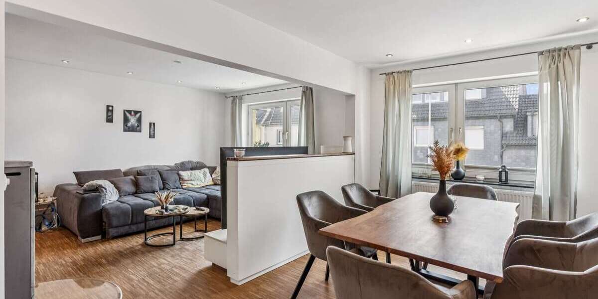 Etagenwohnung Mülheim an der Ruhr Dümpten - 3 Zimmer, 103 m&sup2;, 875&euro; | Angebot:26776108