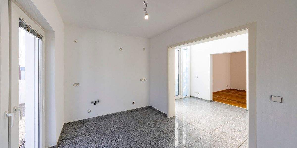 Einfamilienhaus Meerbusch / Lank-Latum Lank-Latum - 5 Zimmer, 217 m&sup2;, 980.000&euro; | Angebot:25802999