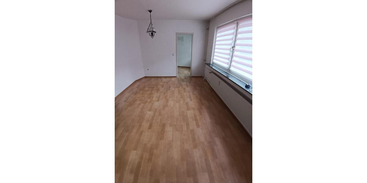 Etagenwohnung Duisburg Duisburg-Mitte - 2.5 Zimmer, 50 m&sup2;, 750&euro; | Angebot:25751655