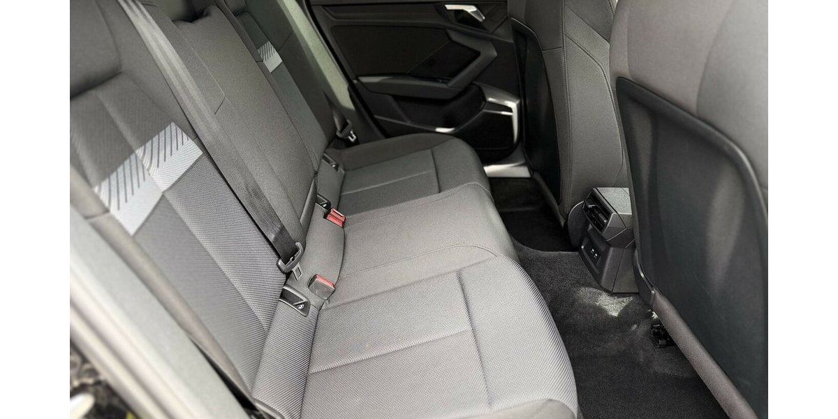 Audi A3 35 TDI S-Line / Kamera / Gewindefahrwerk 100.000 km 20.890 &euro; Mönchengladbach 41066