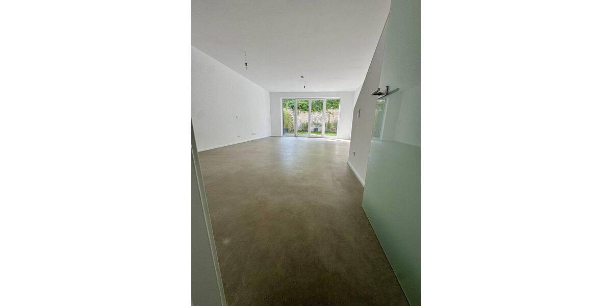 Reihenmittelhaus Düsseldorf Flingern Süd - 6 Zimmer, 150 m&sup2;, 2.950&euro; | Angebot:26877574