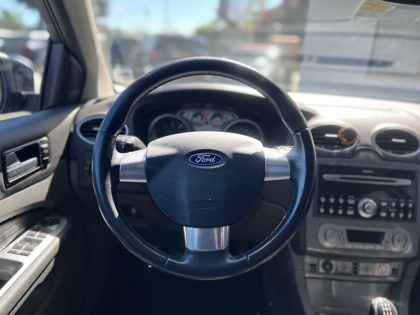 Ford Focus Titanium / LPG / Sitzheizung / Xenon / AHK 299.000 km 3.990 € Mönchengladbach 41066