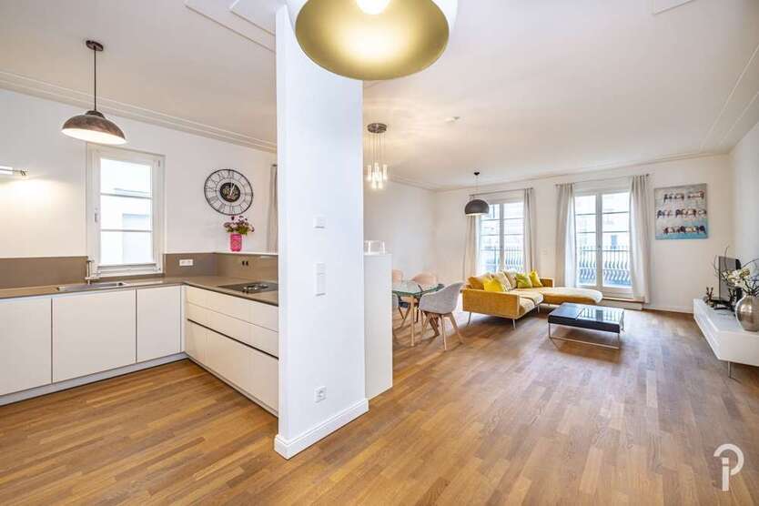 Wohnung zum Kaufen in Düsseldorf 1.108.800 € 120 m²
