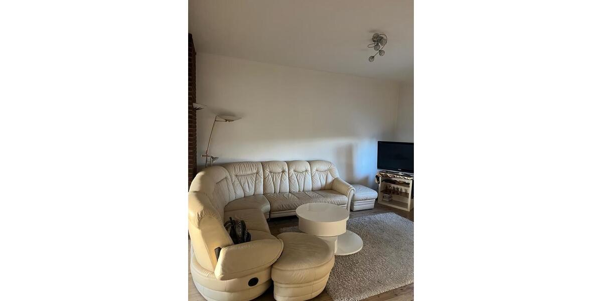 Etagenwohnung Krefeld Benrad - 2 Zimmer, 82 m&sup2;, 943&euro; | Angebot:26367892