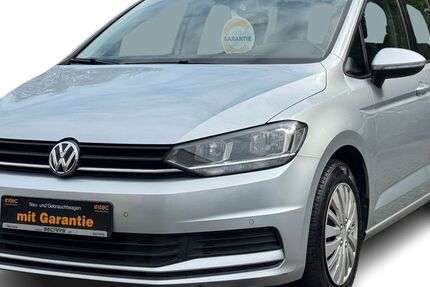 VW Touran 177.380 km 9.780 &euro; Duisburg 47249
