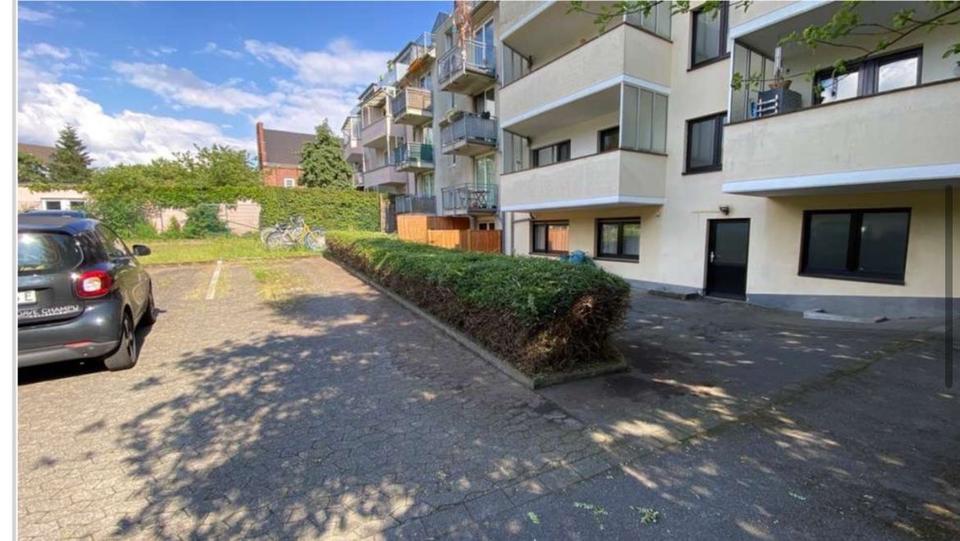 Garagen / Stellplätze Düsseldorf Heerdt - 75&euro; | Angebot:26119560