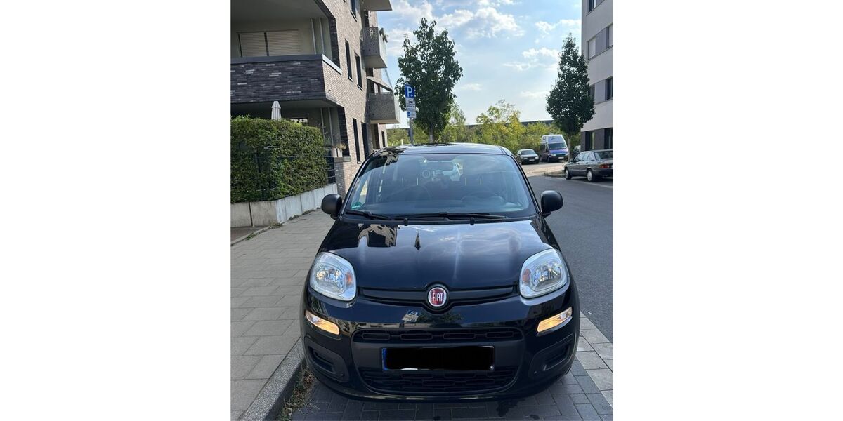 Fiat Panda 28.208 km 8.200 &euro; Düsseldorf 40231