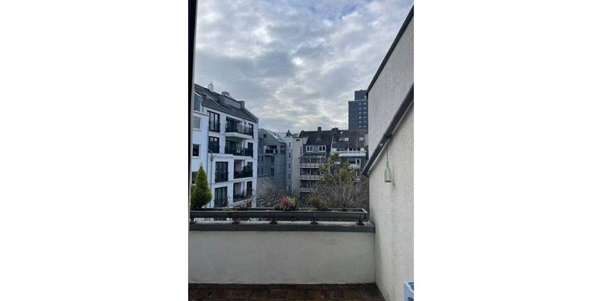 Etagenwohnung Düsseldorf Pempelfort - 3 Zimmer, 109 m&sup2;, 545.000&euro; | Angebot:26486736