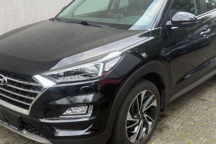 Hyundai TUCSON 68.724 km 22.900 € Mönchengladbach 41063