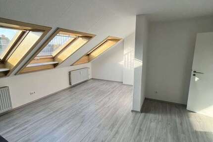 Wohnung zum Mieten in Duisburg 459 € 72 m²