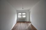 Dachgeschoßwohnung Oberhausen - 3 Zimmer, 87 m&sup2;, 945&euro; | Angebot:25222330