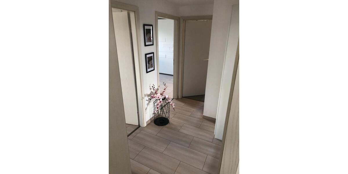 Etagenwohnung Neuss Gnadental - 4.5 Zimmer, 108 m&sup2;, 435.000&euro; | Angebot:27436403