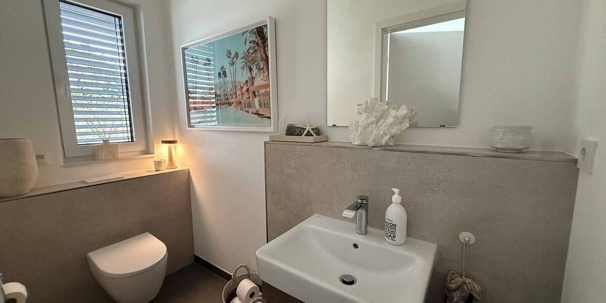 Doppelhaushälfte Neuss Reuschenberg - 4 Zimmer, 157 m&sup2;, 2.650&euro; | Angebot:26892236